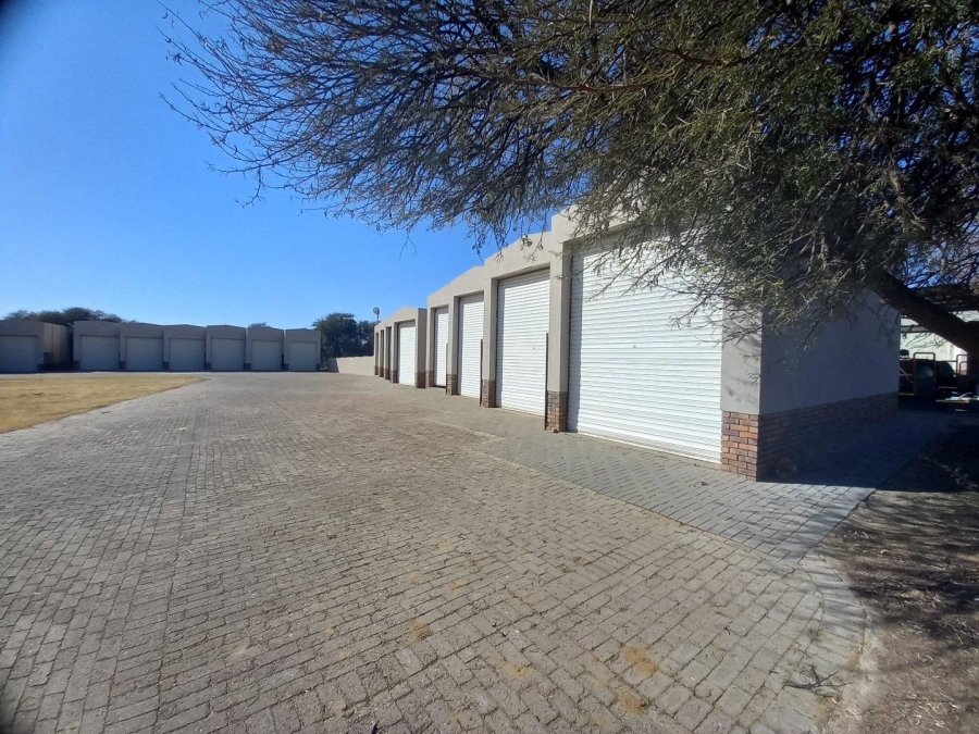 4 Bedroom Property for Sale in Boschenvaal River Front Lodges Free State